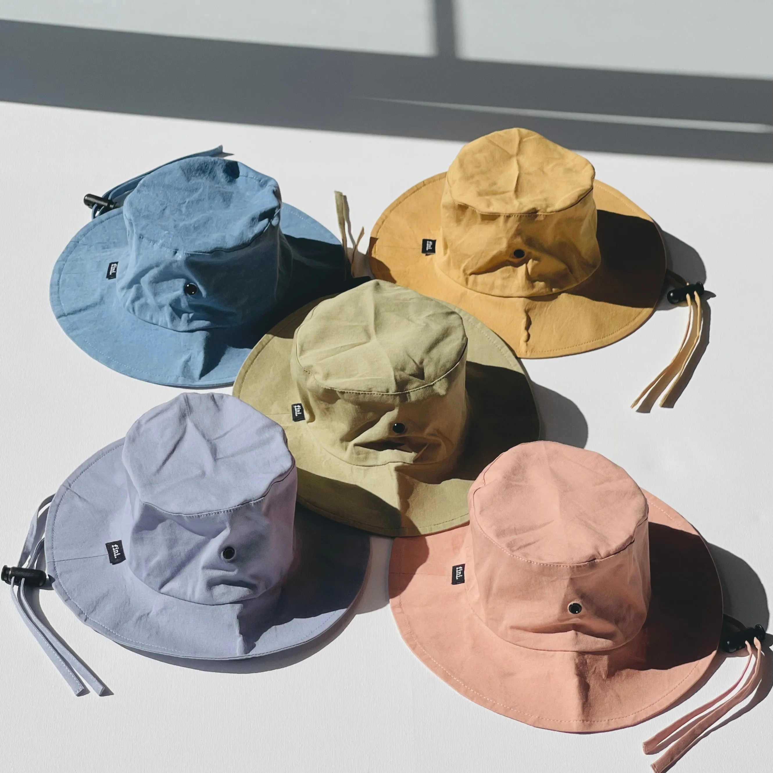 relaxed bucket hat | gold